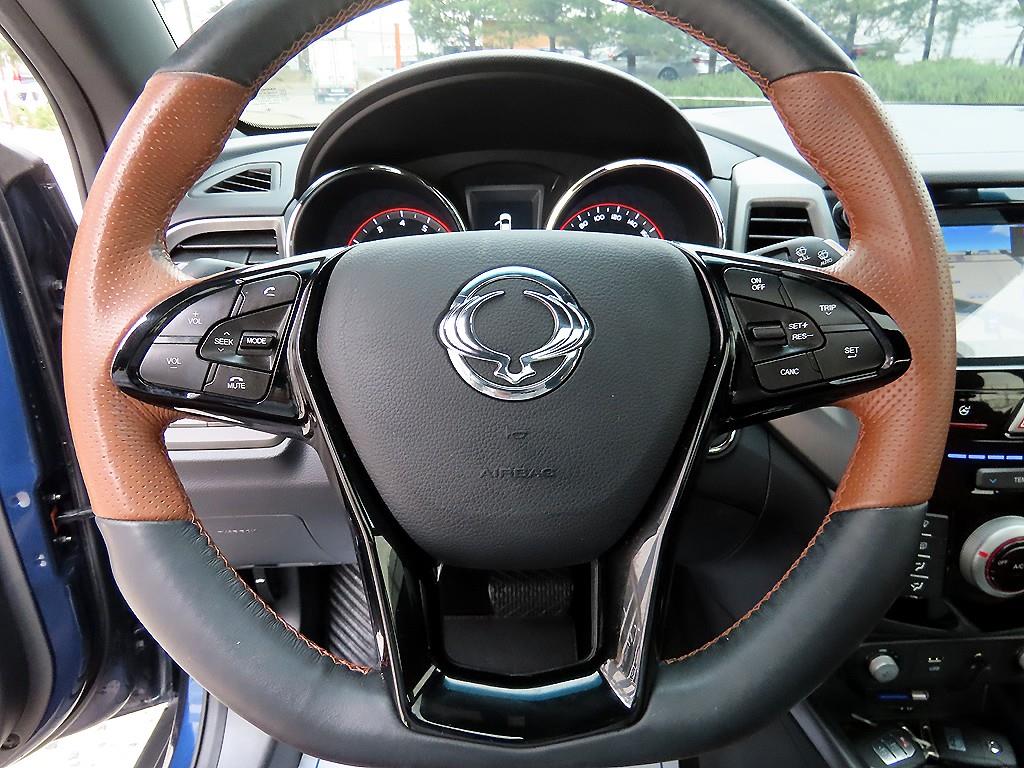 Ssangyong Tivoli - Vista 8