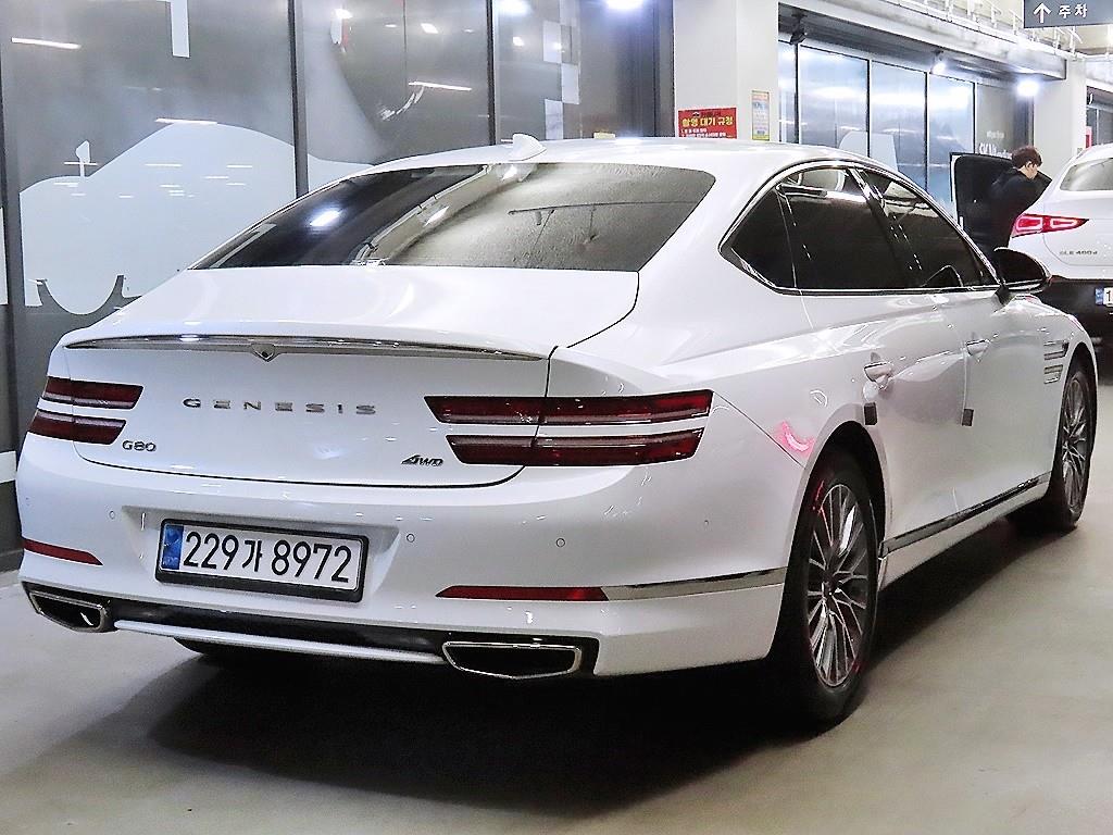 Genesis G80 - Vista 4