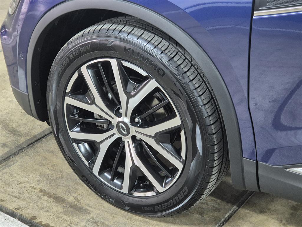 SAMSUNG QM6 - Vista 5