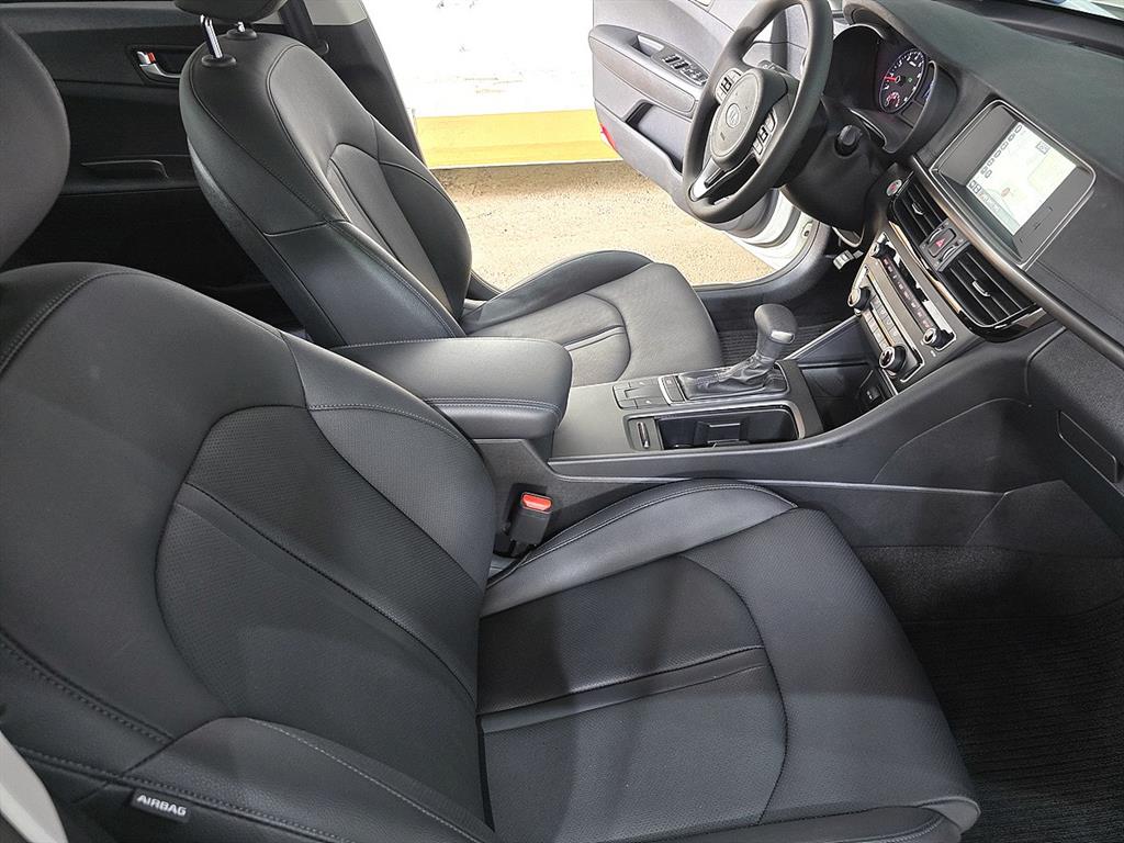 KIA K5 2017 Blanco - Importación desde Corea - HF Imports Iquique - Foto 17