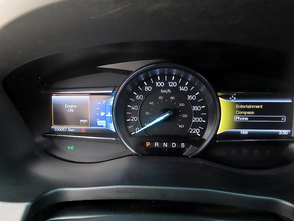 Ford Explorer - Vista 9