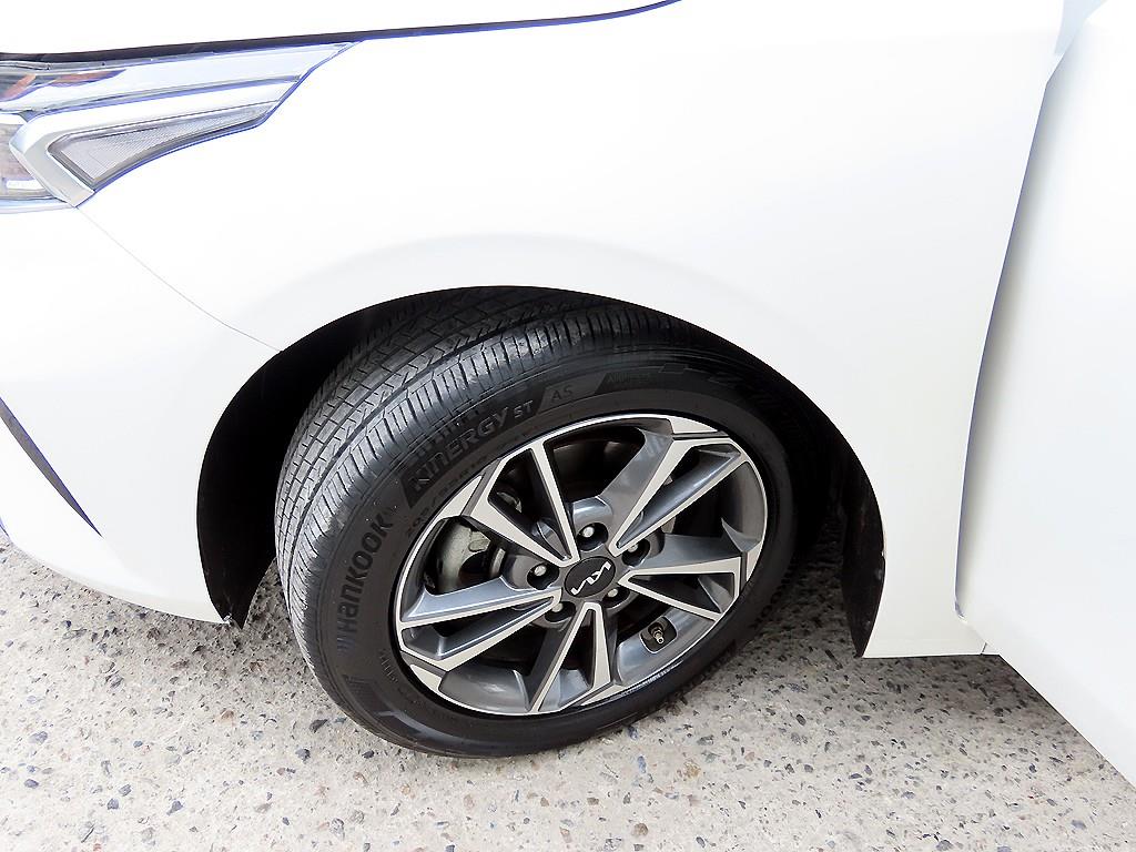 KIA K3 2022 Blanco - Importación desde Corea - HF Imports Iquique - Foto 19