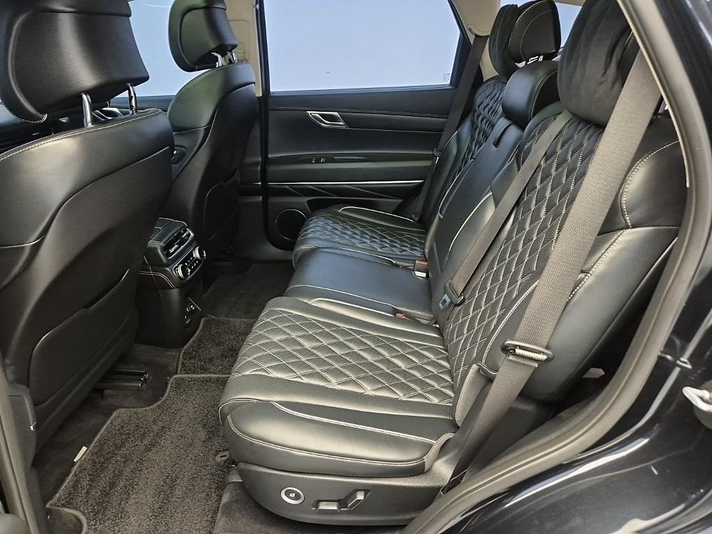 Genesis GV80 - Vista 12