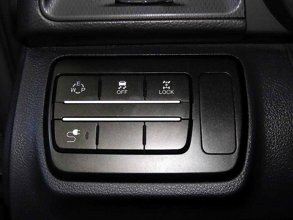 Ssangyong Tivoli 2017 Gris - Importación desde Corea - HF Imports Iquique - Foto 13