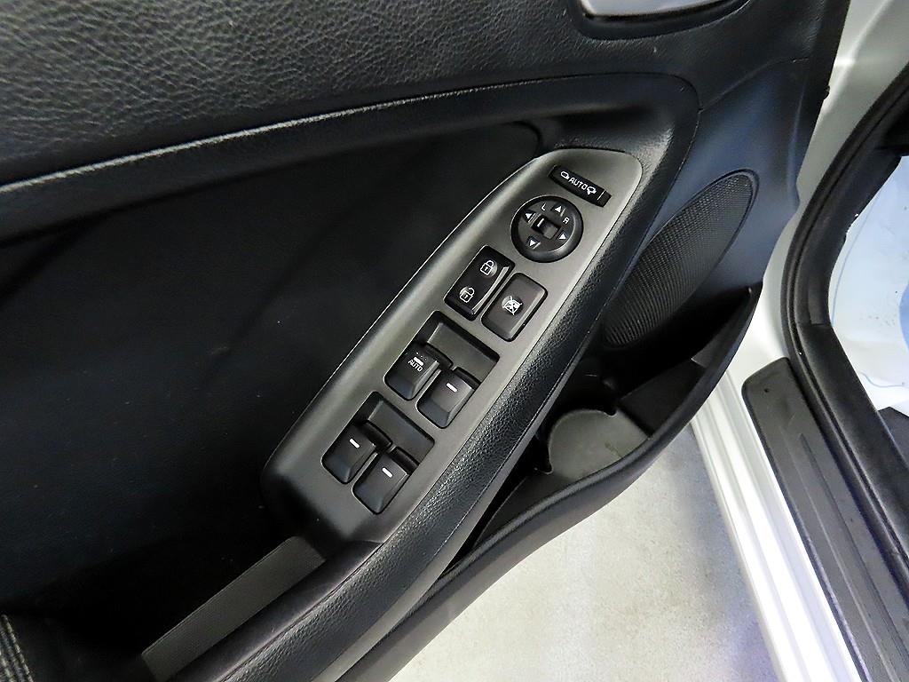 KIA K3 2015 Plateado - Importación desde Corea - HF Imports Iquique - Foto 13