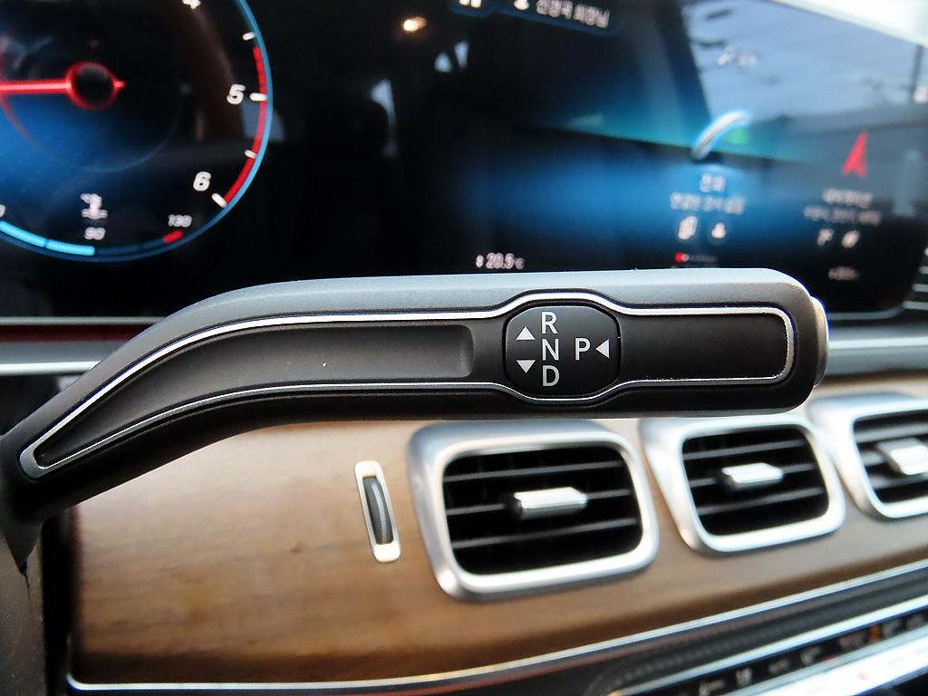 Mercedes Benz GLS Class - Vista 11