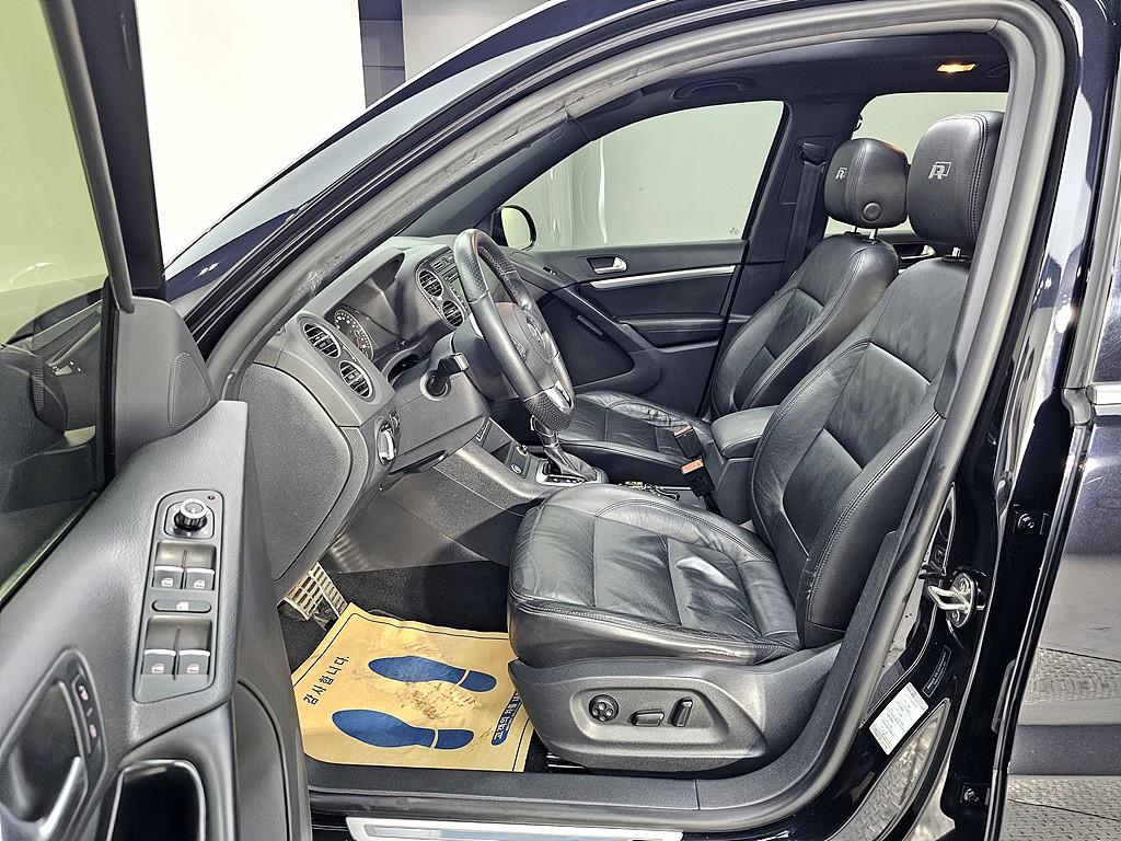 Volkswagen Tiguan - Vista 8