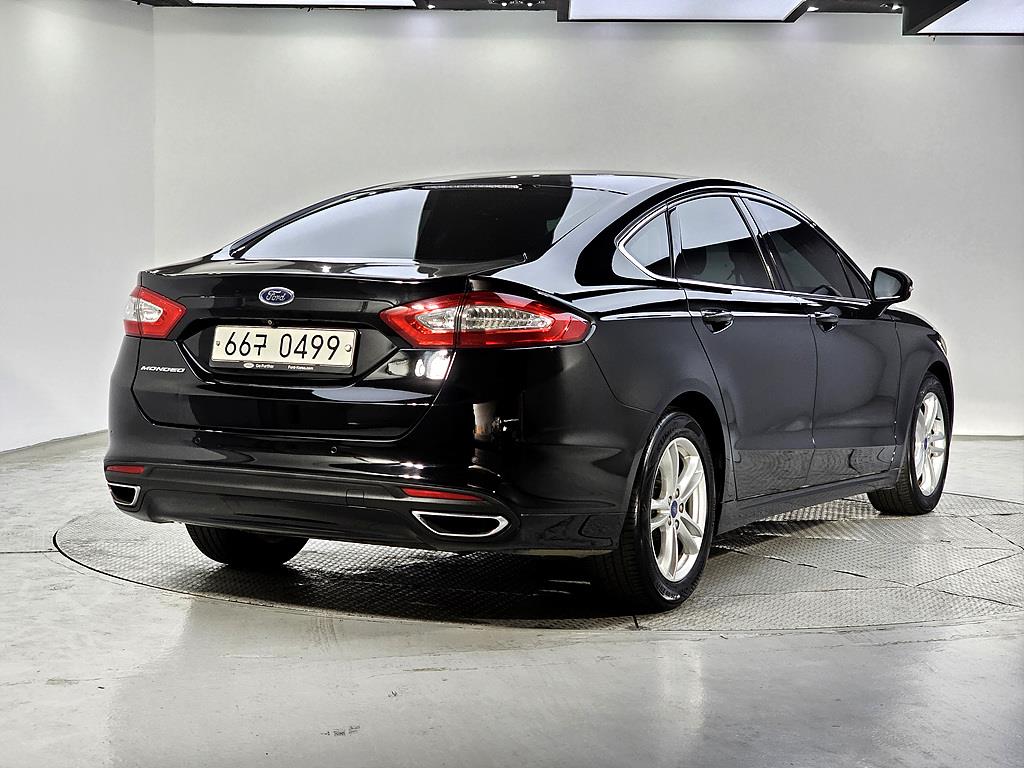 Ford Mondeo - Vista 4