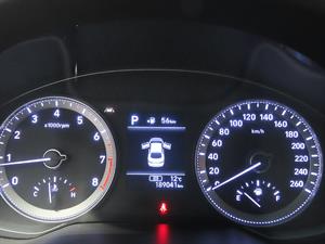 HYUNDAI Grandeur - Vista 12