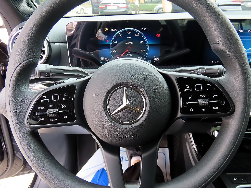 Mercedes Benz A Class - Vista 8