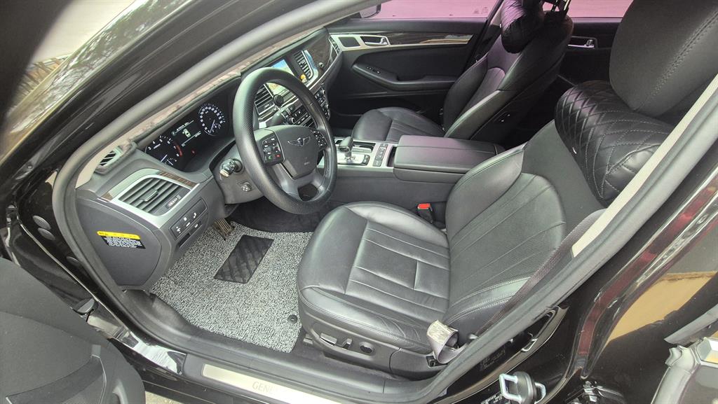 Genesis G80 - Vista 11