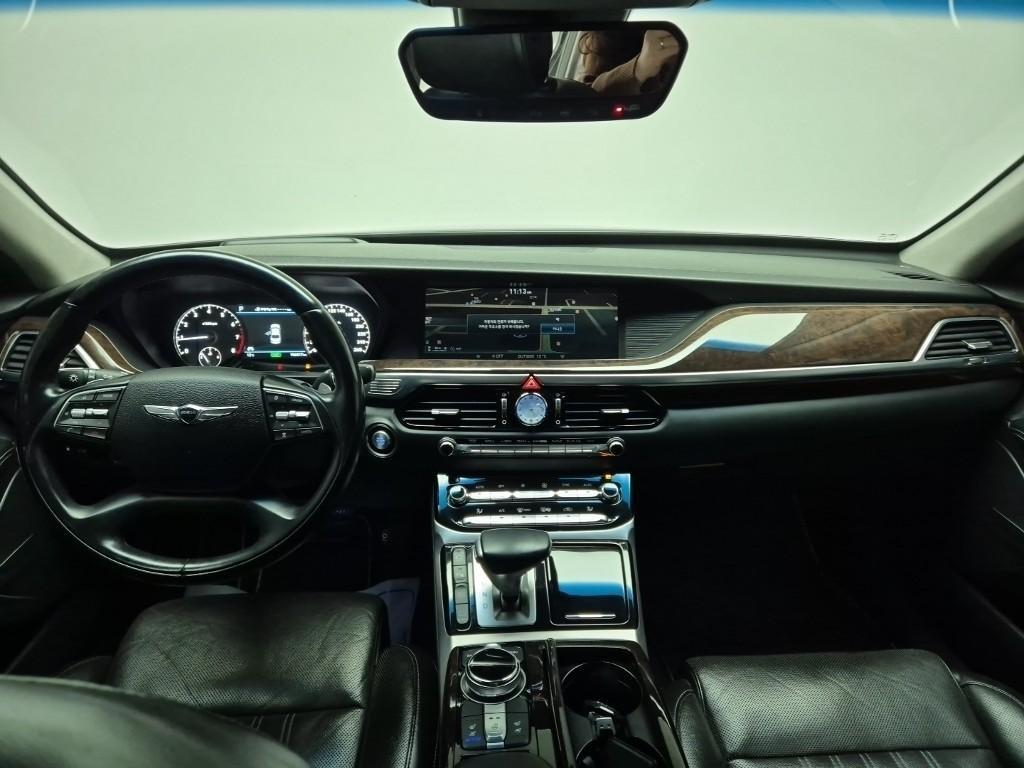 Genesis EQ900 - Vista 8