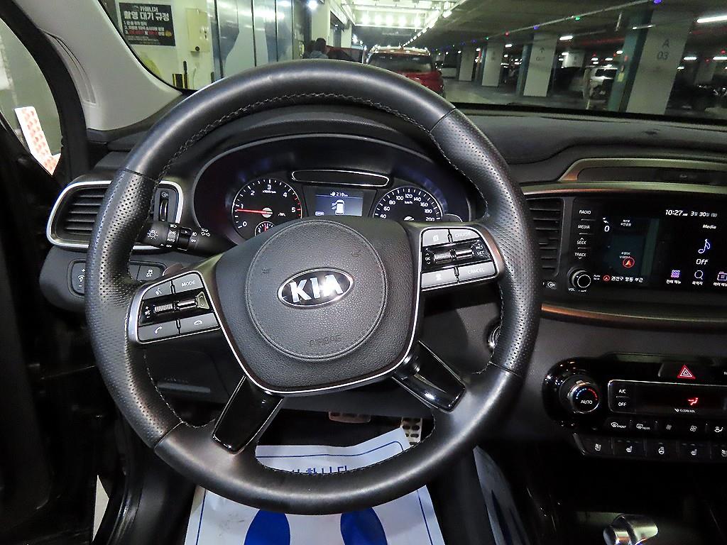 KIA Sorento - Vista 8