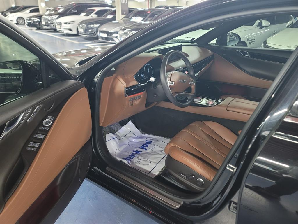 Genesis G80 - Vista 6