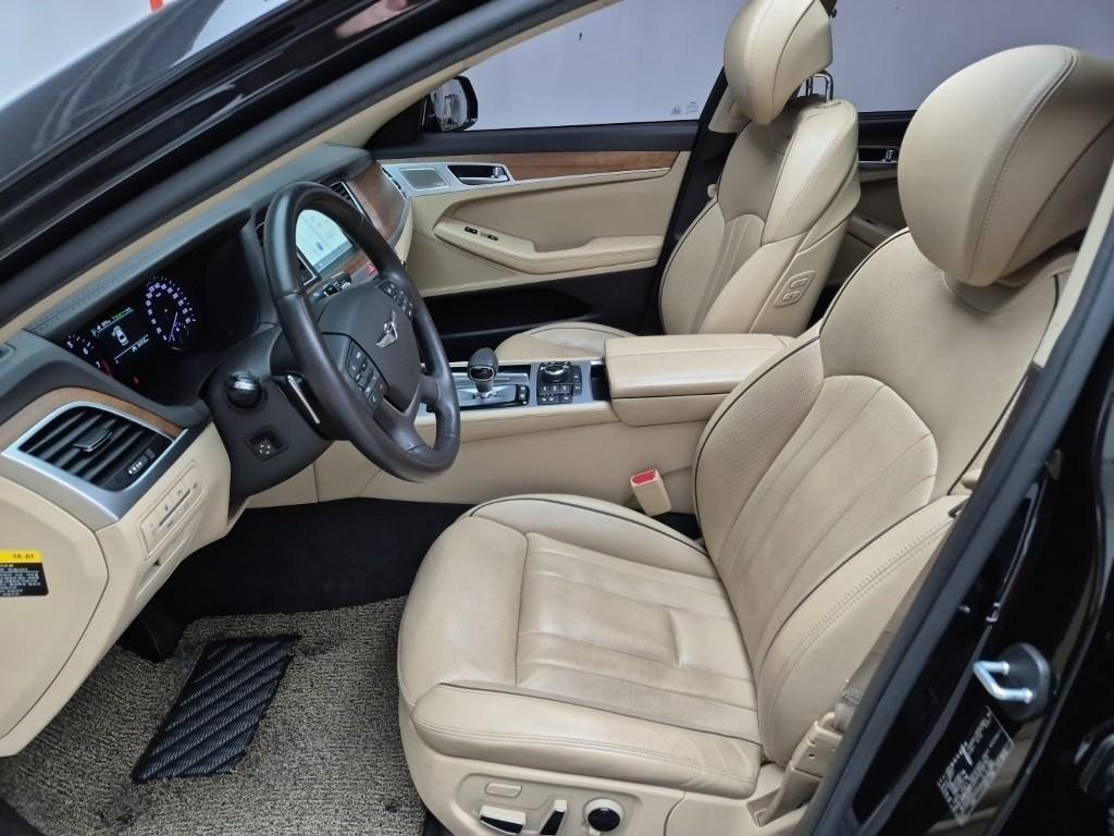 Genesis G80 - Vista 11