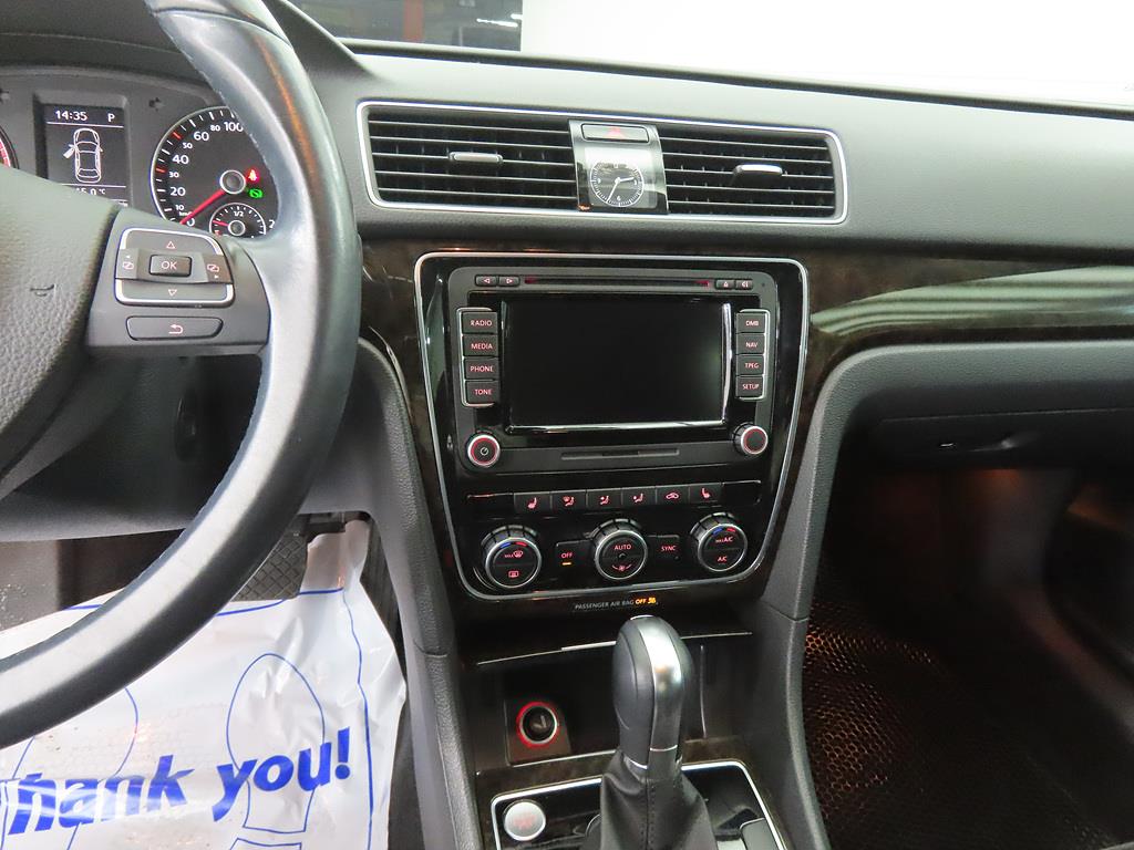 Volkswagen Passat - Vista 10