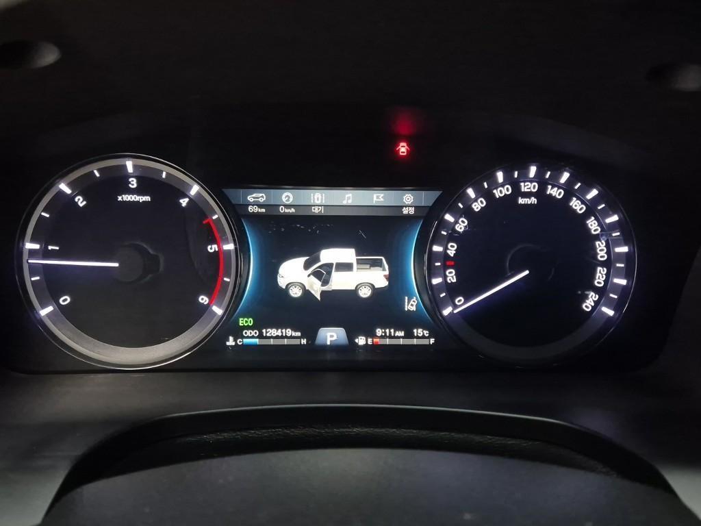 Ssangyong Rexton - Vista 6