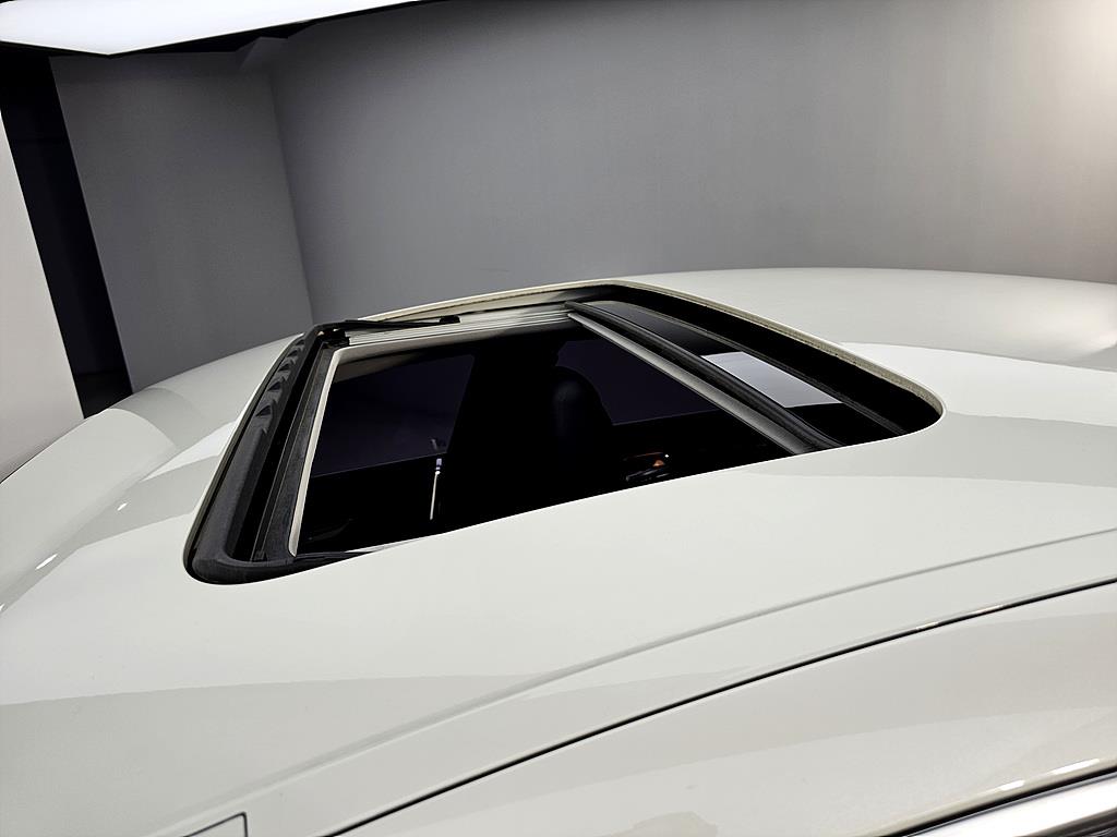 Mercedes Benz CLS Class - Vista 12