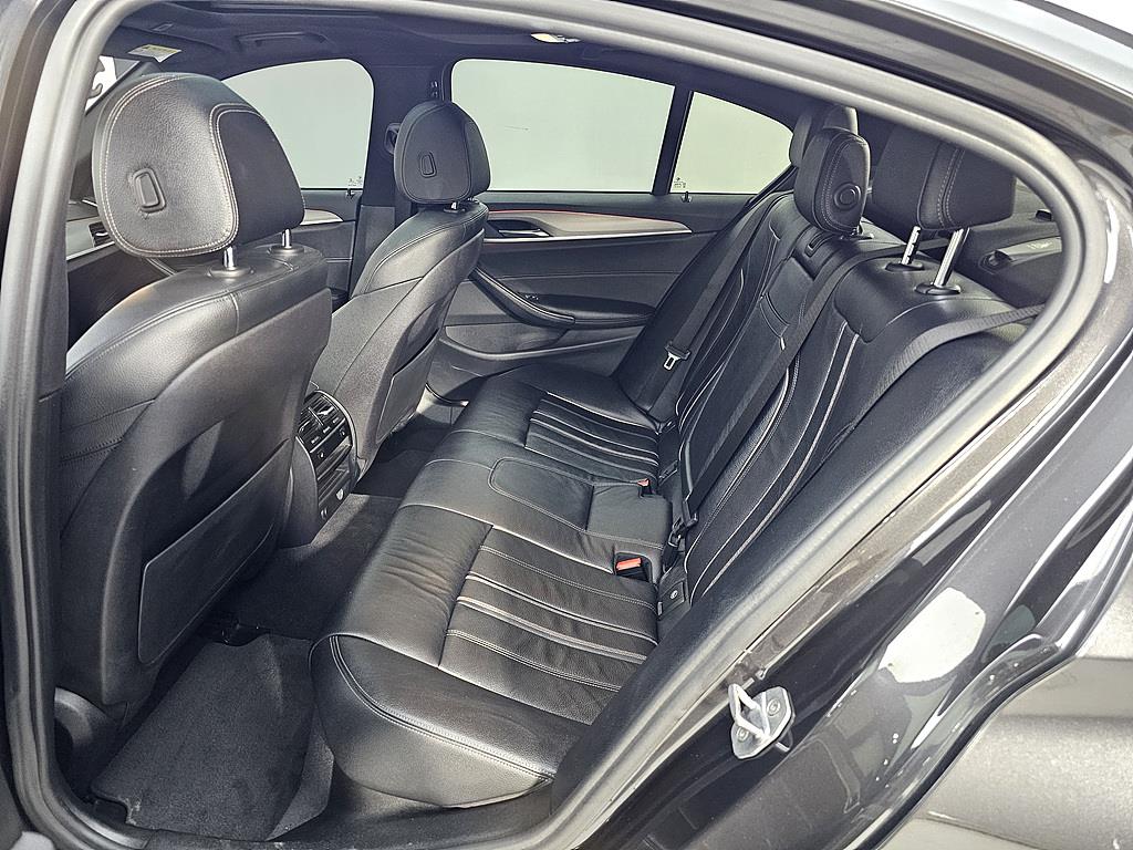 BMW 5 Series - Vista 9