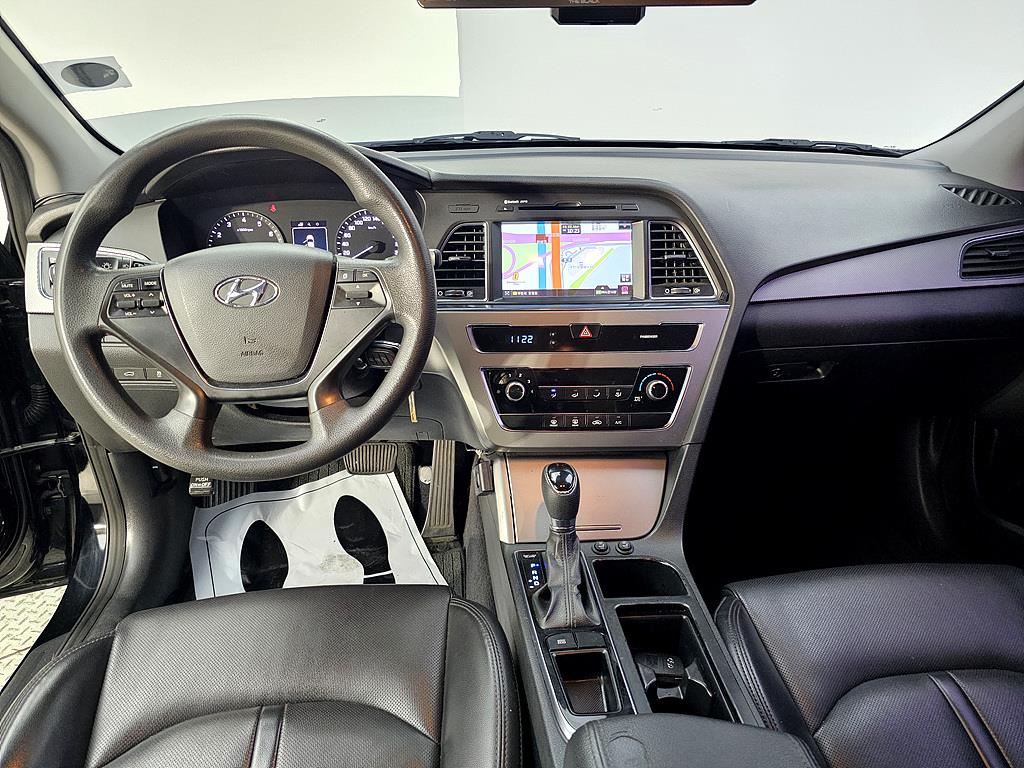 HYUNDAI Sonata - Vista 5