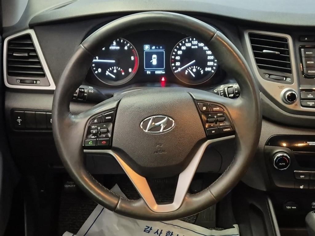 HYUNDAI Tucson - Vista 8