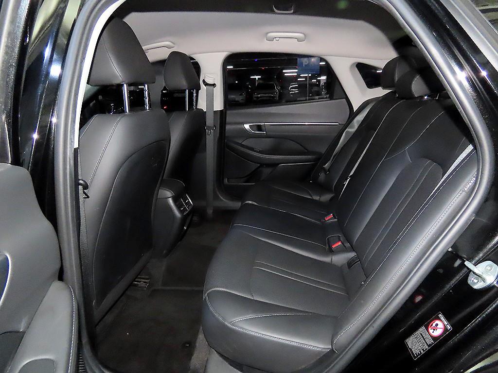 HYUNDAI Sonata - Vista 7