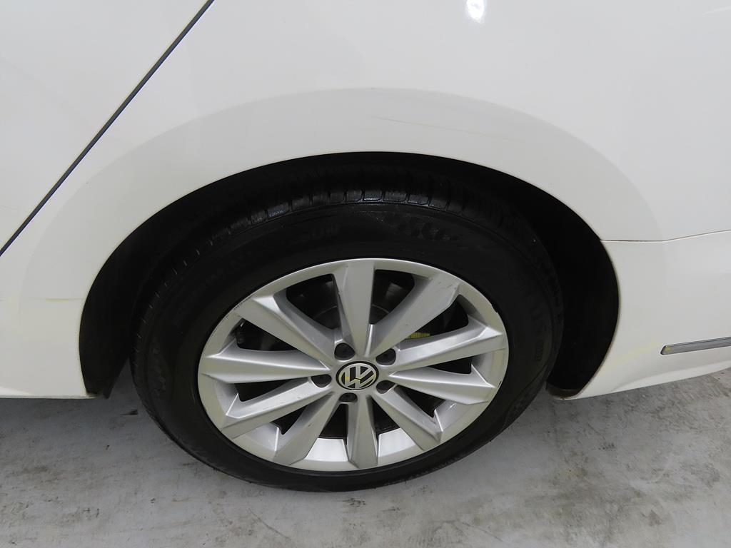 Volkswagen Passat 2015 Blanco - Importación desde Corea - HF Imports Iquique - Foto 20