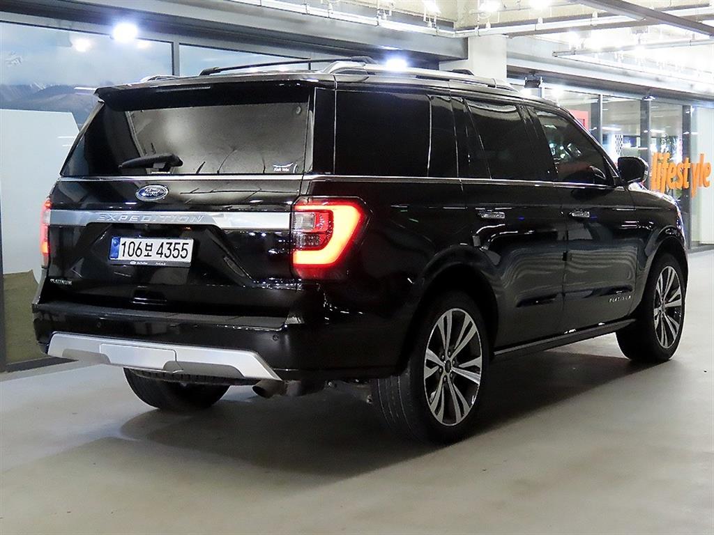 Ford Expedition - Vista 4