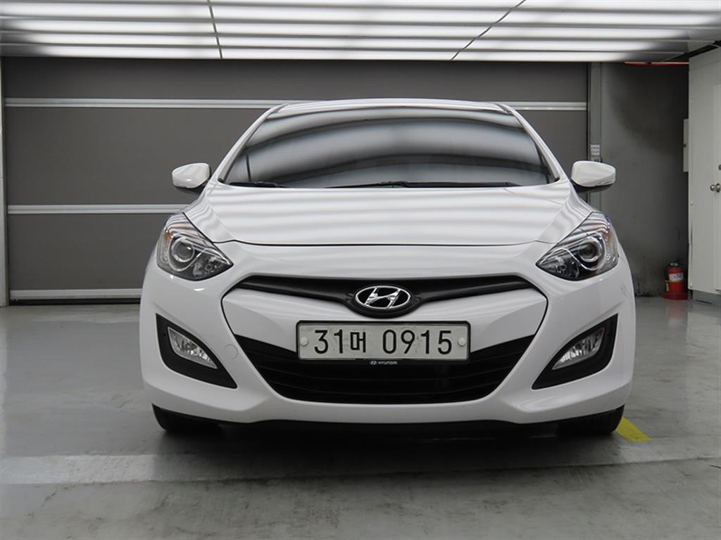 HYUNDAI i30 - Vista 2