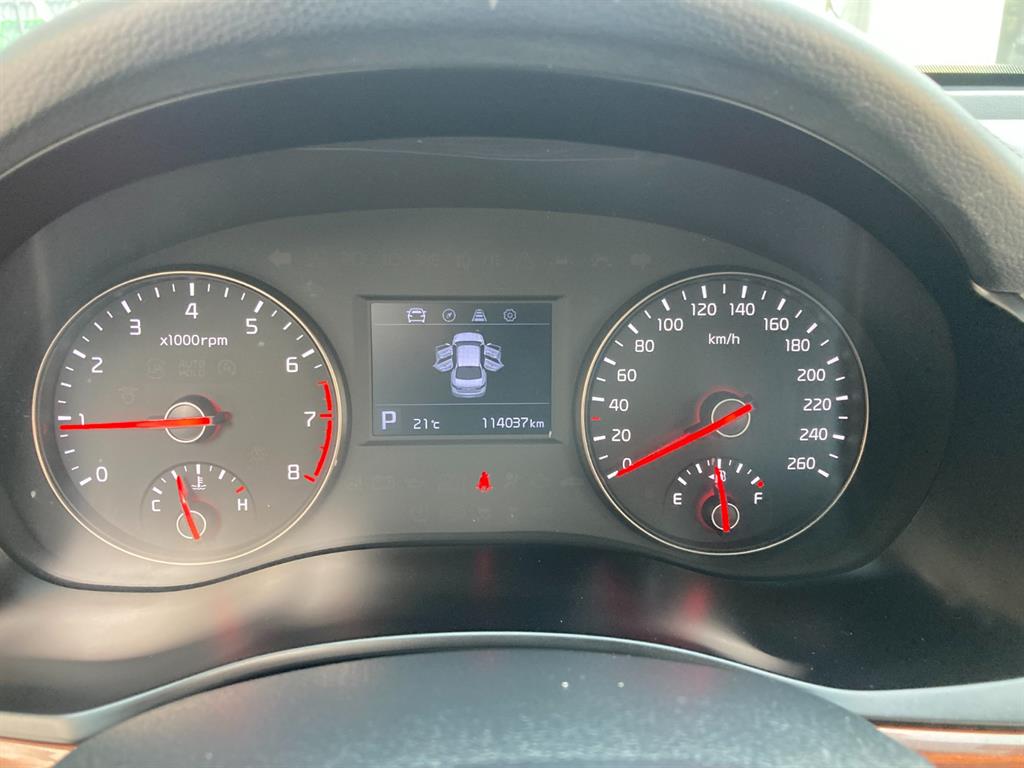 KIA K7 - Vista 8