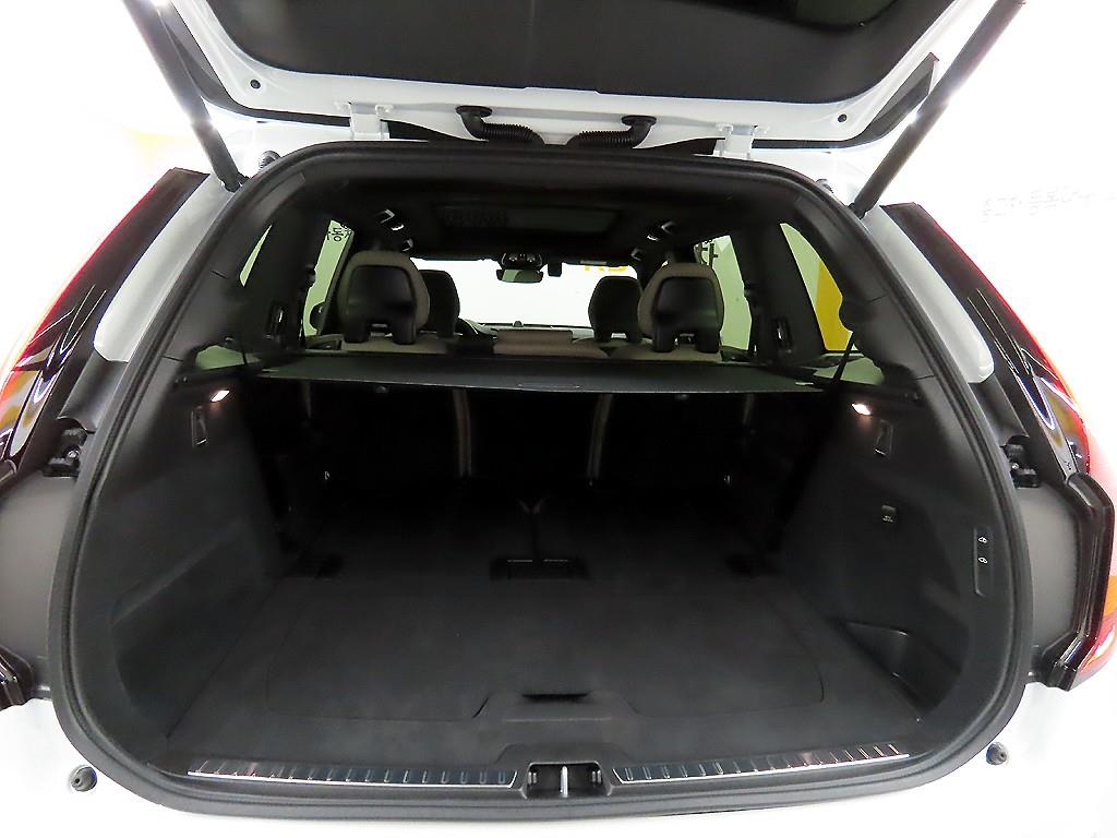 Volvo XC90 2026 Blanco - Importación desde Corea - HF Imports Iquique - Foto 18