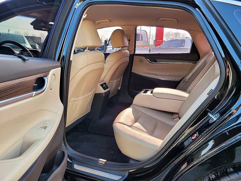 HYUNDAI Grandeur - Vista 7