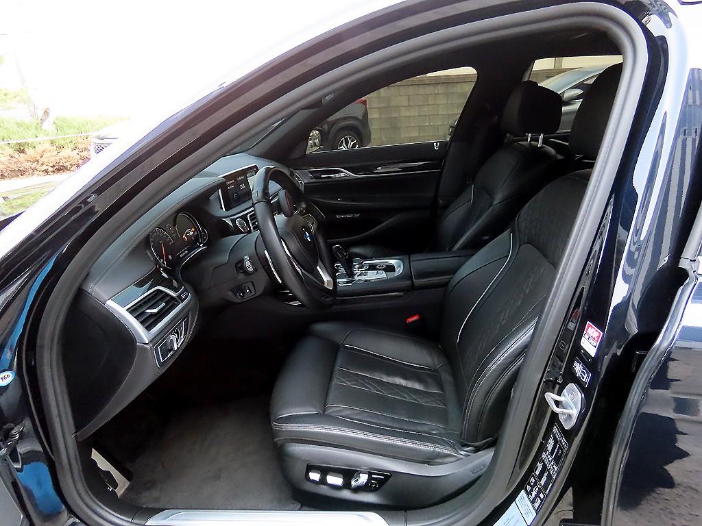 BMW 7 Series - Vista 5