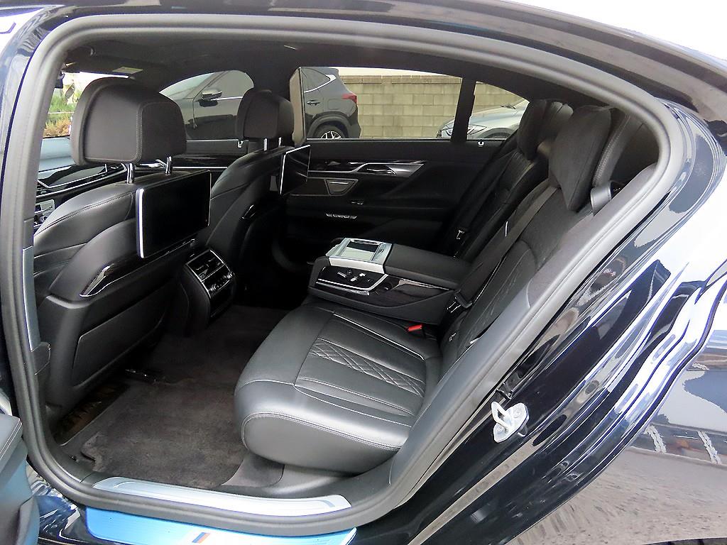 BMW 7 Series - Vista 6