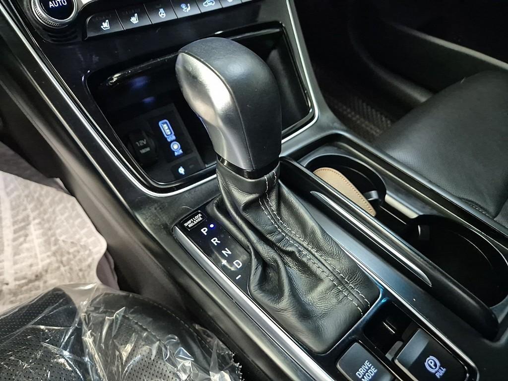 HYUNDAI Grandeur - Vista 8