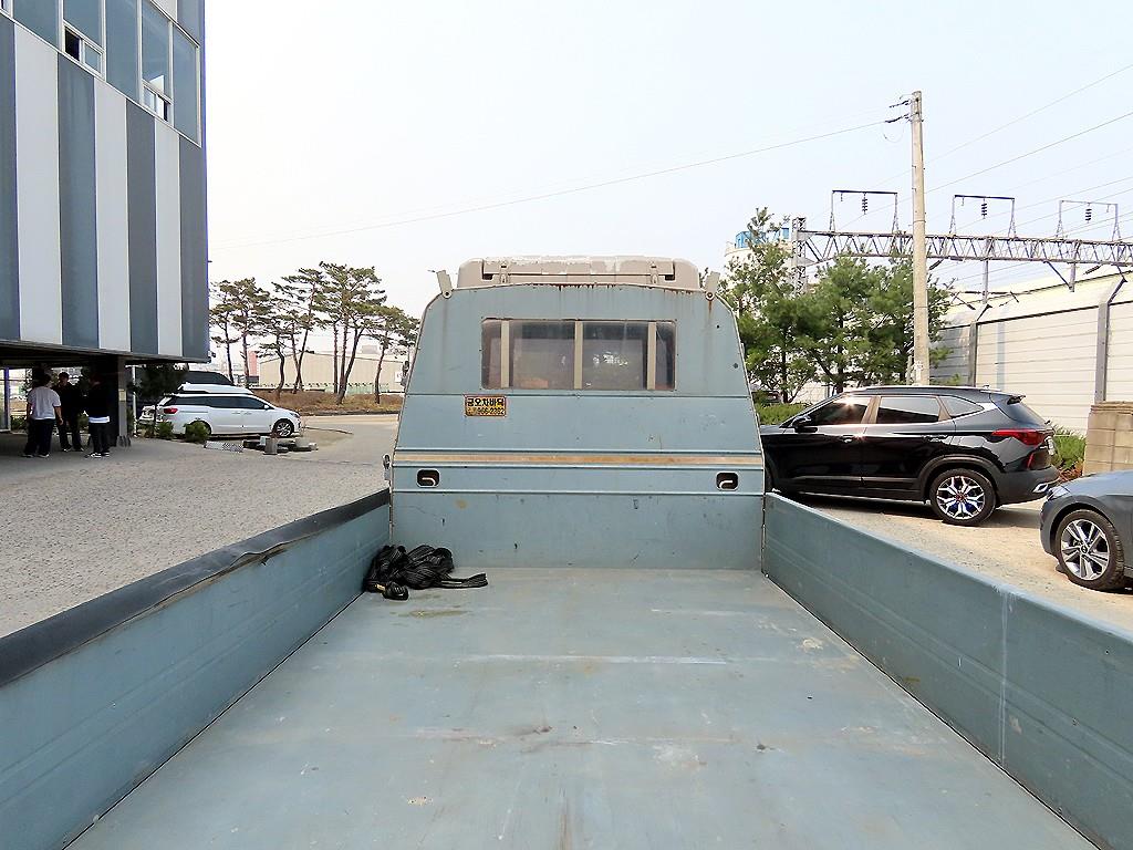 Small Truck Cargo (small) - Vista 5