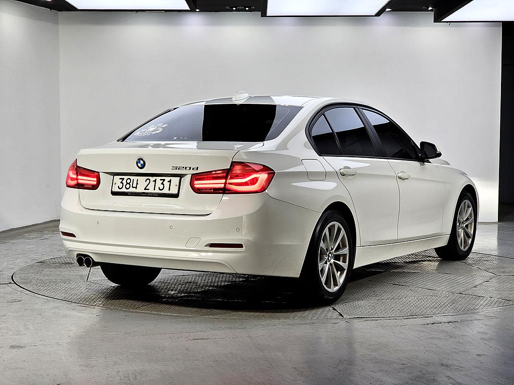 BMW 3 series - Vista 4