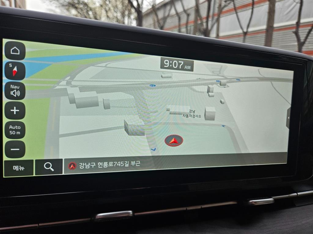 KIA Carnival - Vista 9