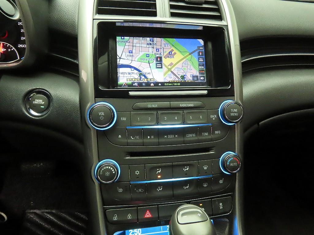 Chevrolet Malibu - Vista 10