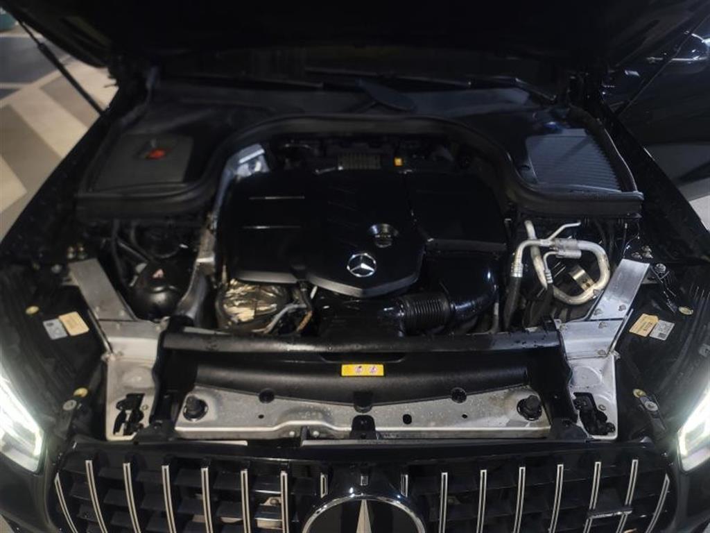 Mercedes Benz GLC Class 2021 Negro - Importación desde Corea - HF Imports Iquique - Foto 19