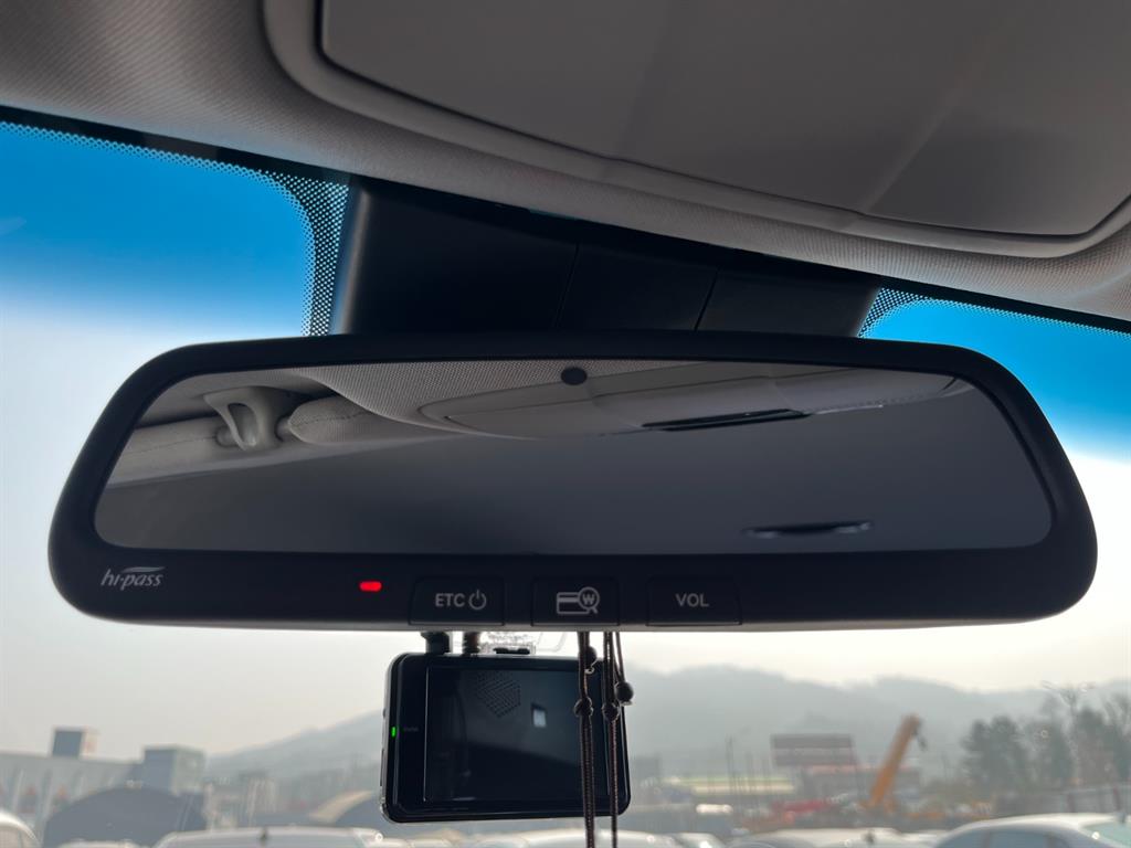 HYUNDAI Grandeur 2018 Negro - Importación desde Corea - HF Imports Iquique - Foto 15