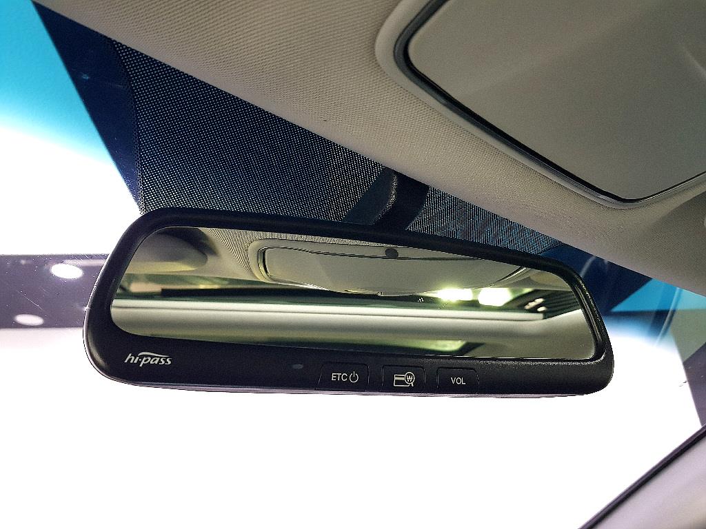 HYUNDAI Sonata - Vista 11