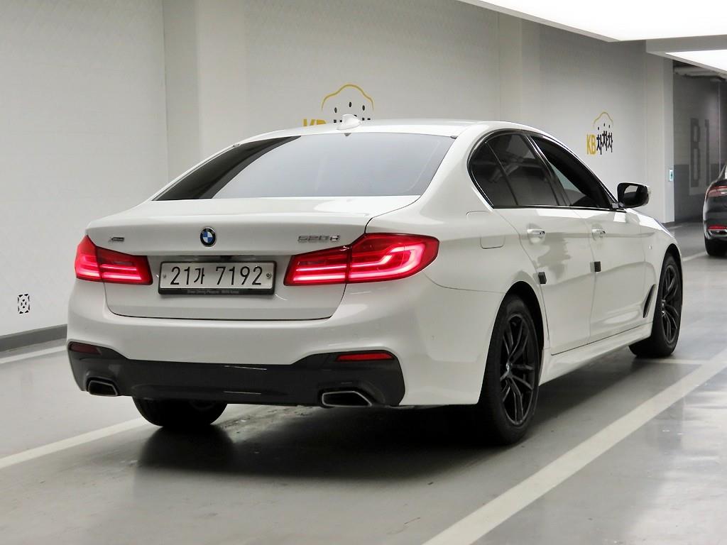 BMW 5 Series - Vista 4