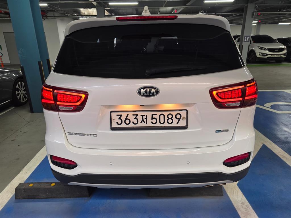 KIA Sorento - Vista 5