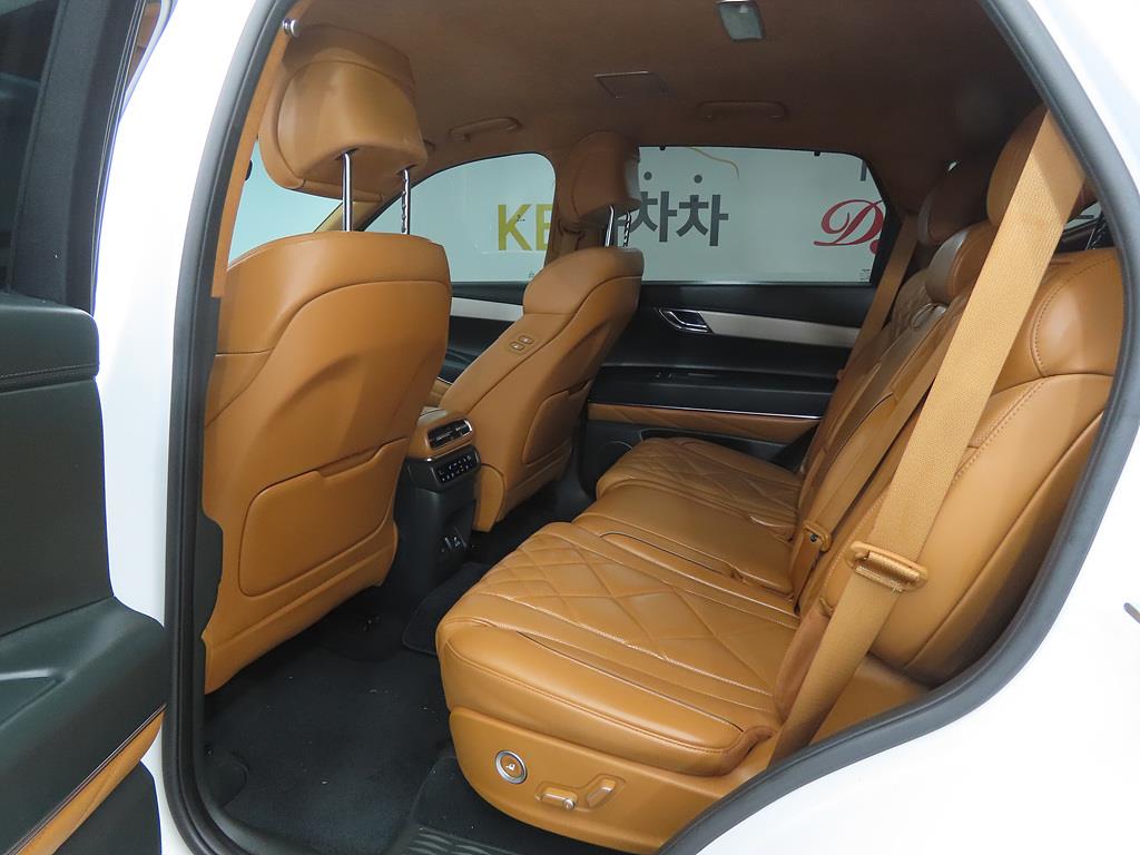 Genesis GV80 - Vista 6