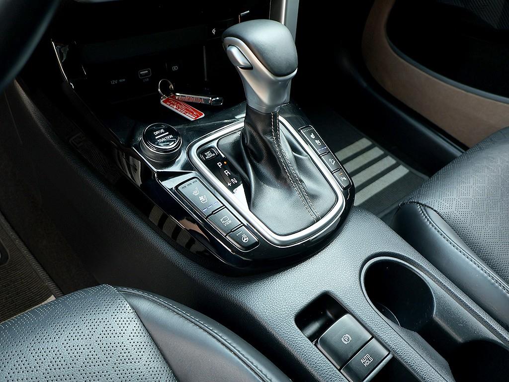 KIA Seltos 2022 Blanco - Importación desde Corea - HF Imports Iquique - Foto 7