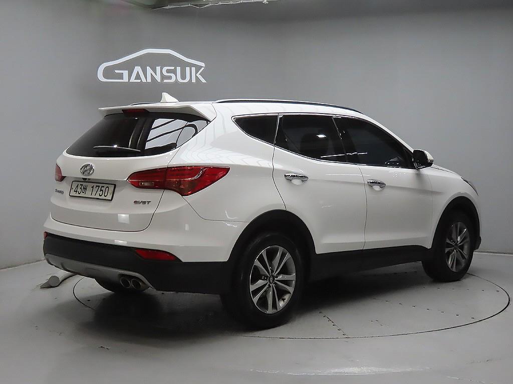HYUNDAI Santa Fe - Vista 7