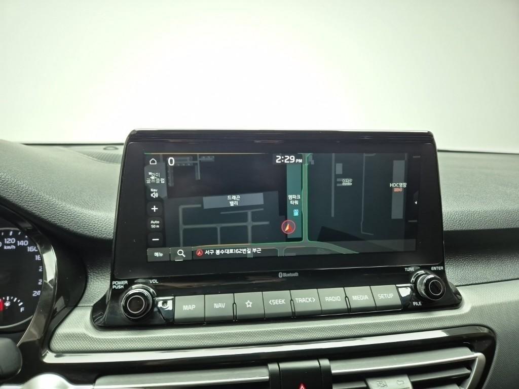 KIA Seltos - Vista 10