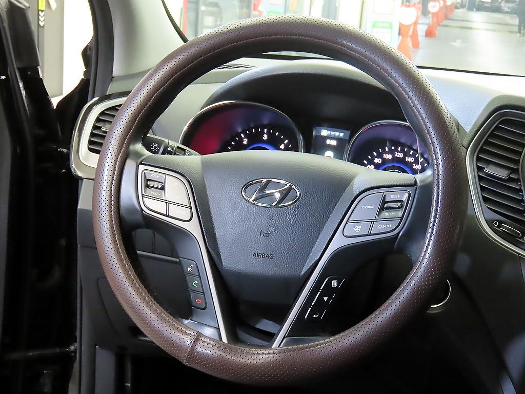 HYUNDAI Santa Fe - Vista 8