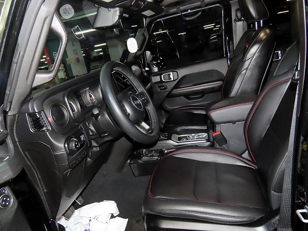 Jeep Wrangler - Vista 6